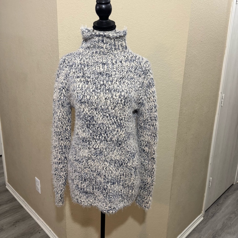 Chelsea & Theodore Speckled Turtleneck Sweater‎ - Black and White